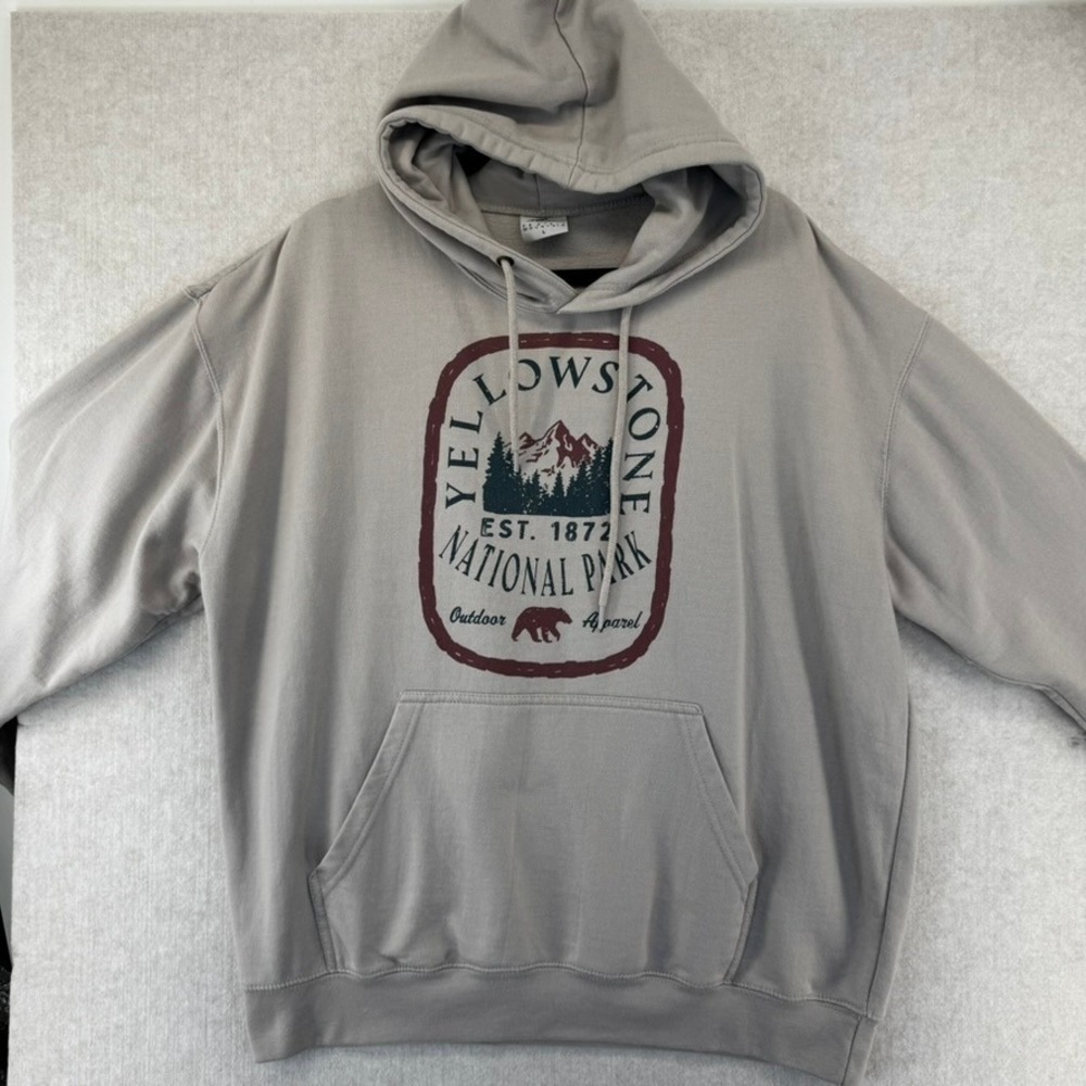 Prairie Mountain Mens Yellowstone National Park Graphic Hoodie Taupe Large